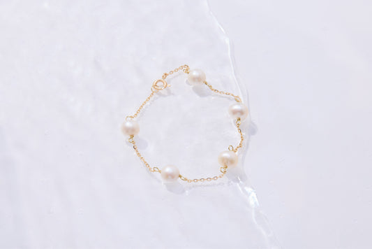 Pure Harmony , Natural Pearl Bracelet