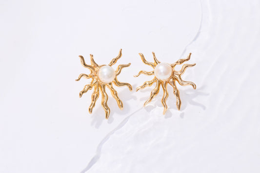 Sunlit Pearl Earrings
